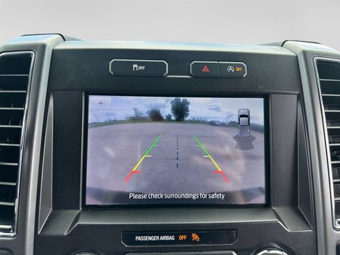 Used 2020 Ford F150 XLT w/ Equipment Group 302A Luxury AWD/4WD image 26