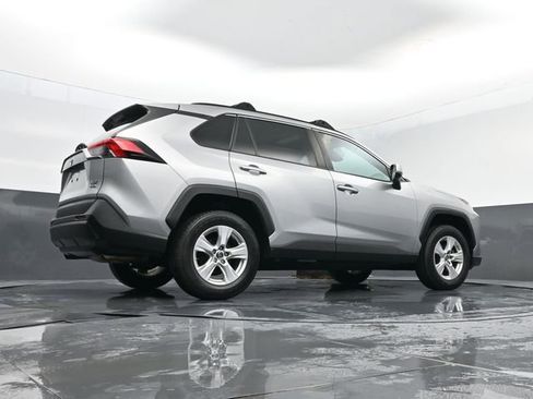 Used 2019 Toyota RAV4 XLE w/ All Weather Liner Package AWD/4WD image 23