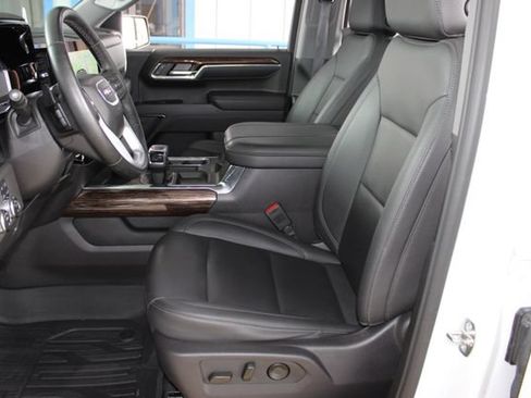 Used 2024 GMC Sierra 1500 Elevation w/ Elevation Premium Package AWD/4WD image 22
