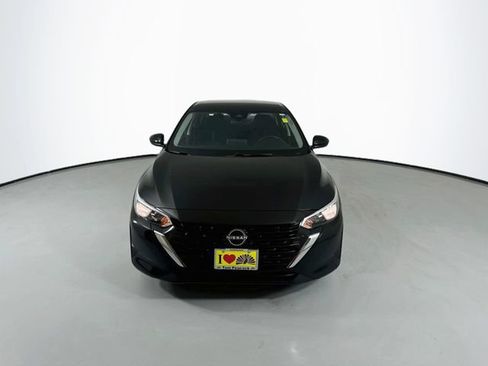 Used 2024 Nissan Sentra SV FWD image 4