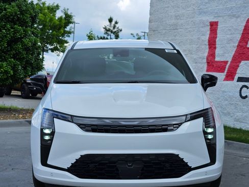 New 2027 Chrysler Pacifica Select FWD image 2