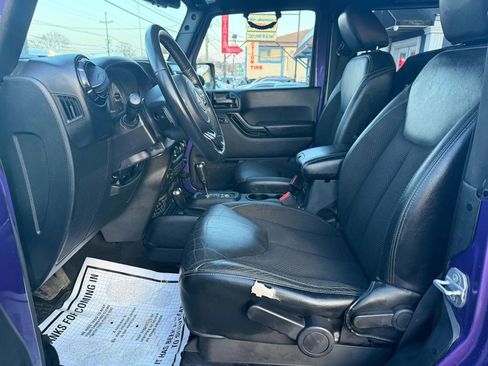 Used 2017 Jeep Wrangler Sahara AWD/4WD image 16