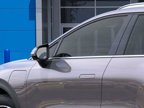 New 2026 Chevrolet Equinox EV LT image 12