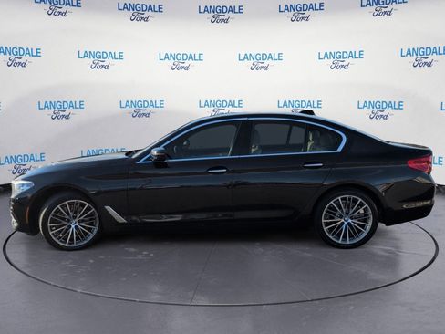 Used 2017 BMW 530i xDrive image 10
