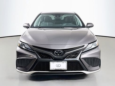Used 2021 Toyota Camry XSE image 2