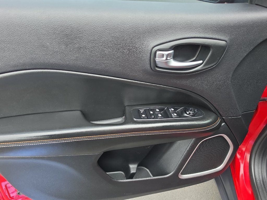 Used 2018 Jeep Compass Sport w/ Tech Group AWD/4WD image 12