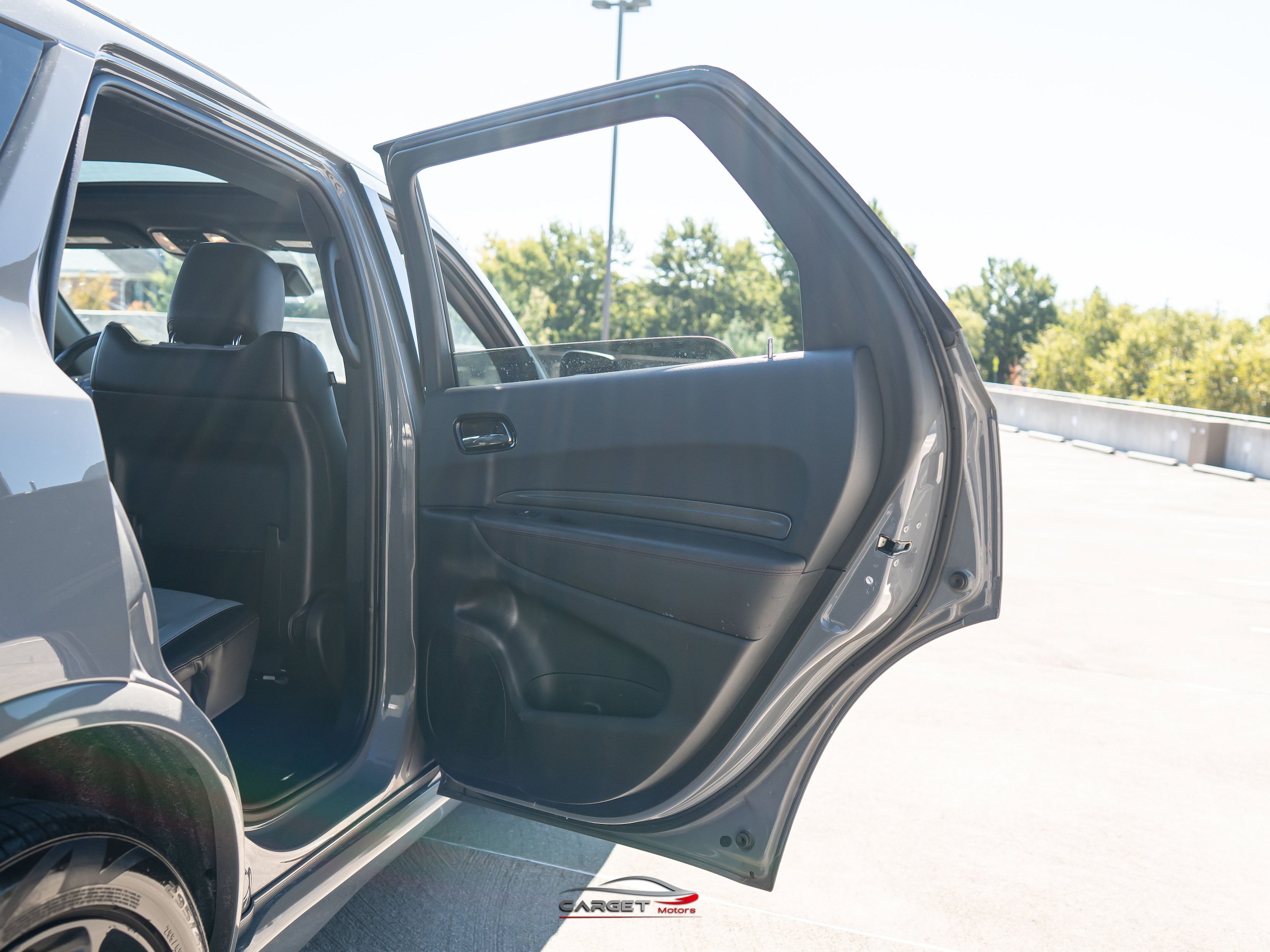 Used 2023 Dodge Durango R/T w/ Tow 'N Go Package AWD/4WD image 44