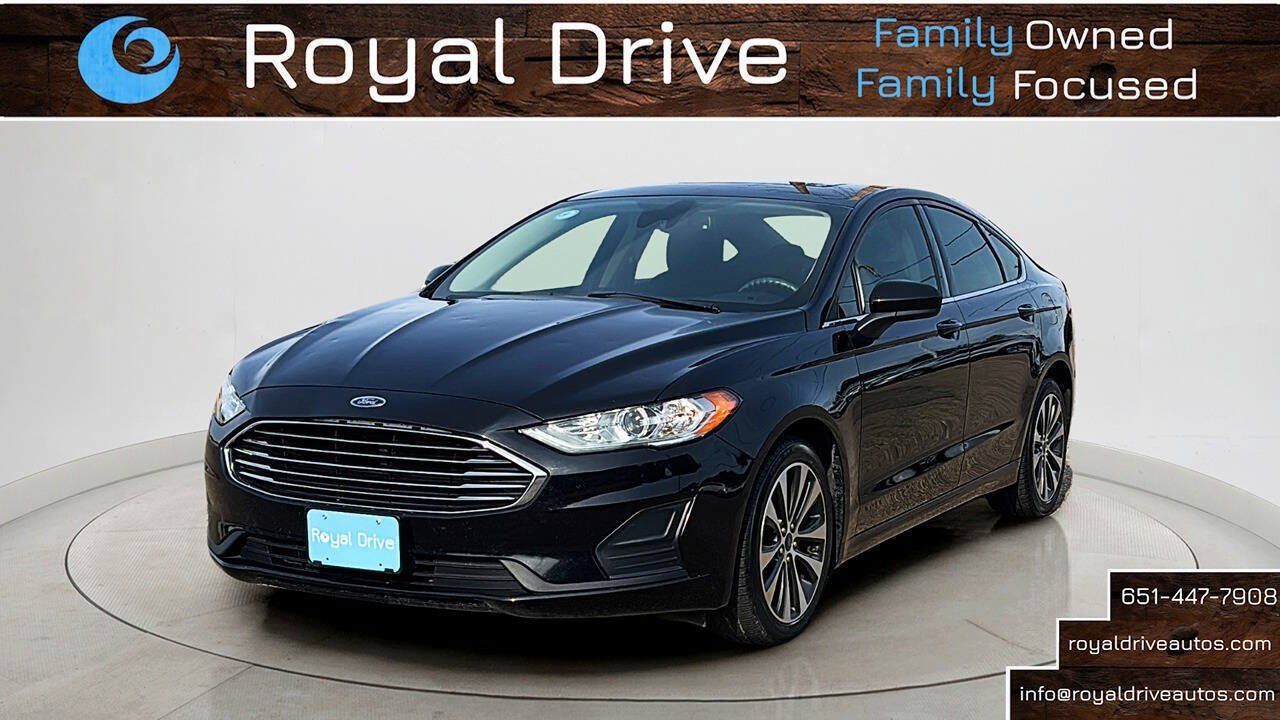 Used 2020 Ford Fusion SE AWD/4WD image 1