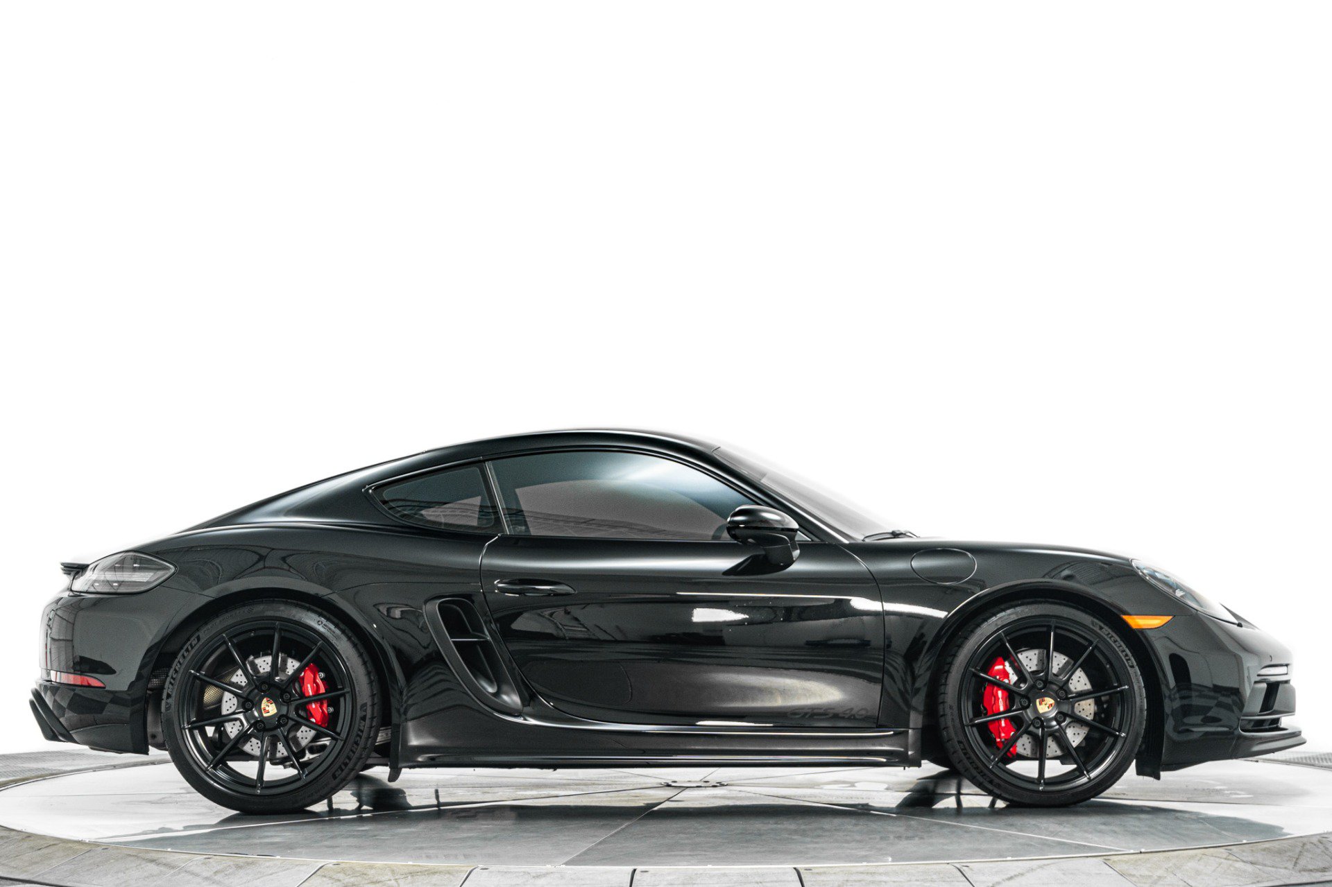Used 2022 Porsche 718 Cayman GTS w/ Light Design Package RWD image 47