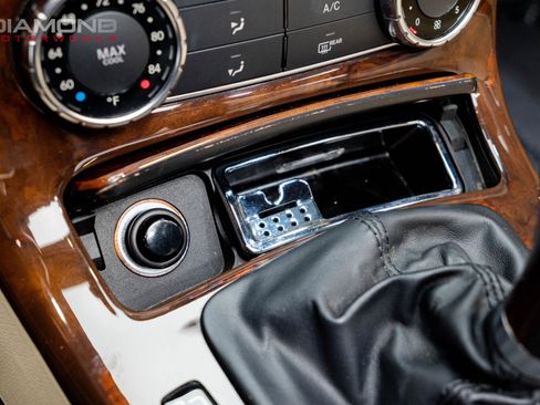 Used 2012 Mercedes-Benz SLK 350 image 90