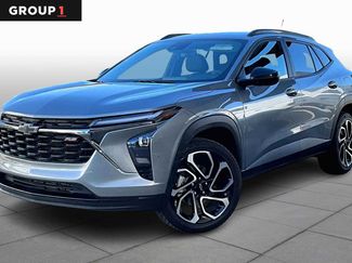Used 2025 Chevrolet Trax RS video 1