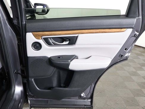 Used 2017 Honda CR-V Touring image 28