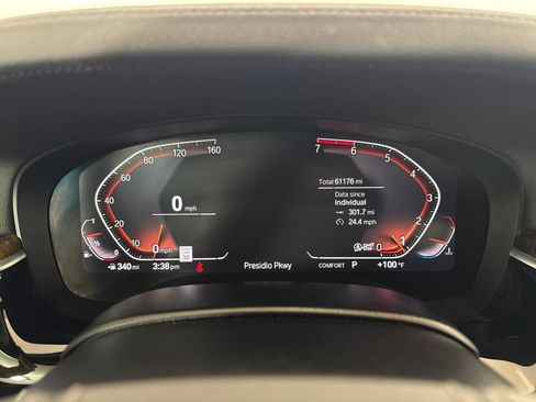 Used 2020 BMW 530i w/ Premium Package RWD image 11