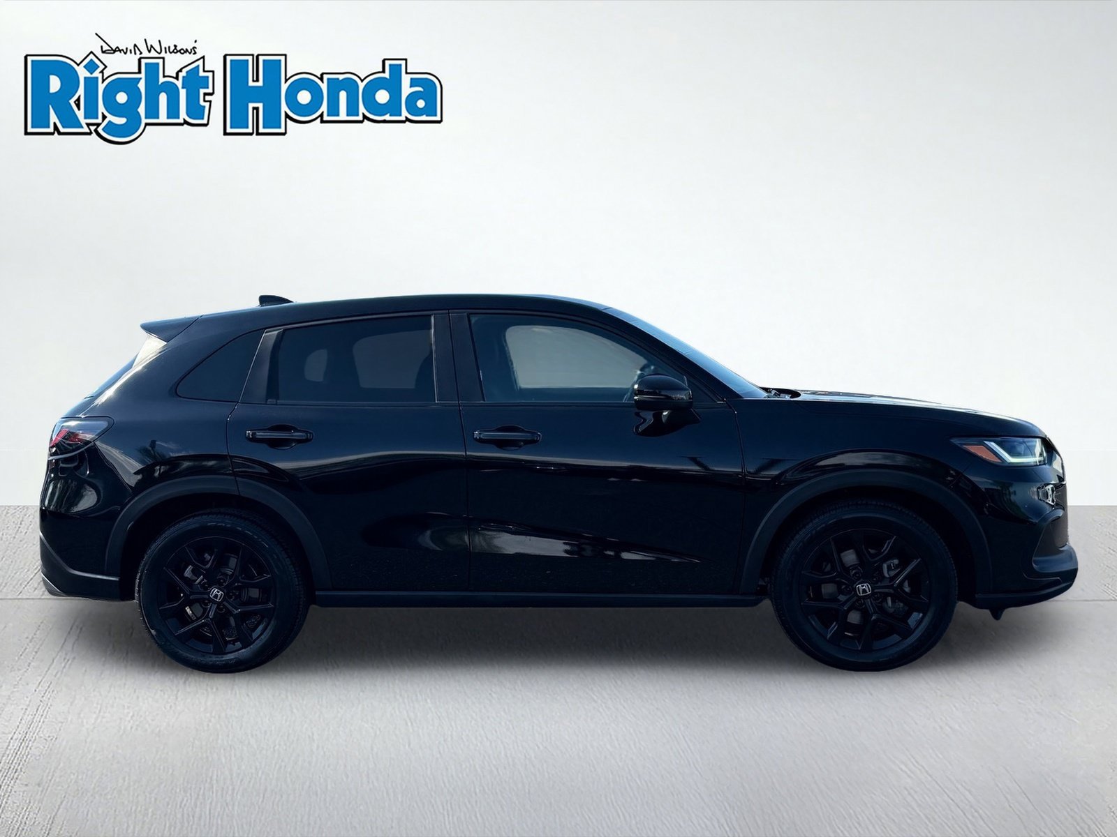 Used 2024 Honda HR-V Sport image 9