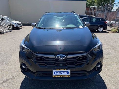 Certified 2024 Subaru Crosstrek 2.5i Limited w/ Crosstrek Mirror Package AWD/4WD image 3