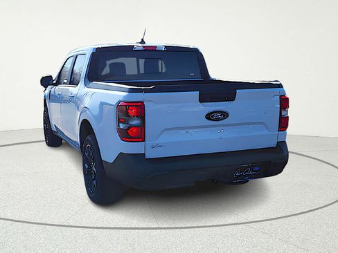 New 2025 Ford Maverick Lariat w/ Black Appearance Package image 6