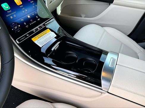 New 2026 Mercedes-Benz GLC 300 image 11
