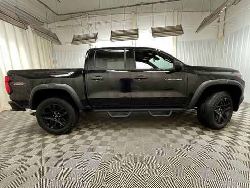 Certified 2023 Chevrolet Colorado Trail Boss AWD/4WD image 18