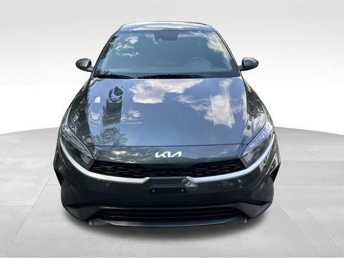 Used 2024 Kia Forte LXS FWD image 9