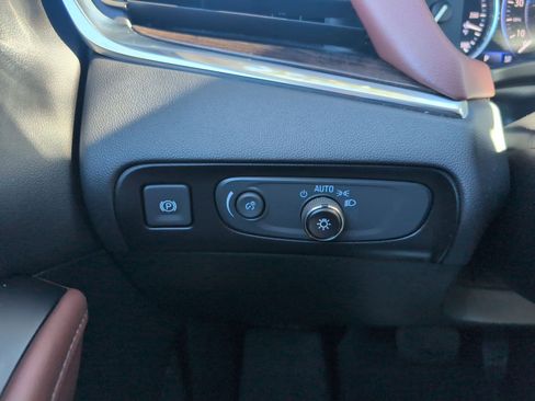 Used 2020 Buick Enclave Avenir w/ Avenir Technology Package image 15