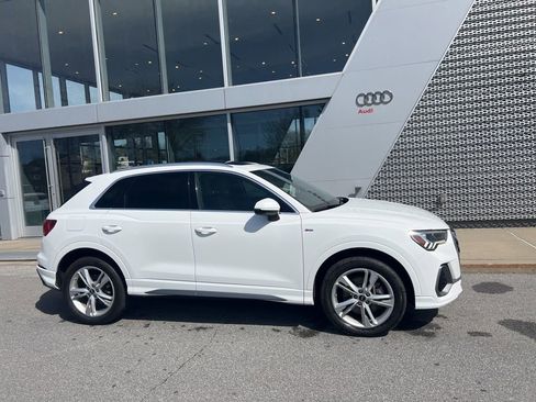 Used 2021 Audi Q3 2.0T Premium Plus w/ Premium Plus Package image 13