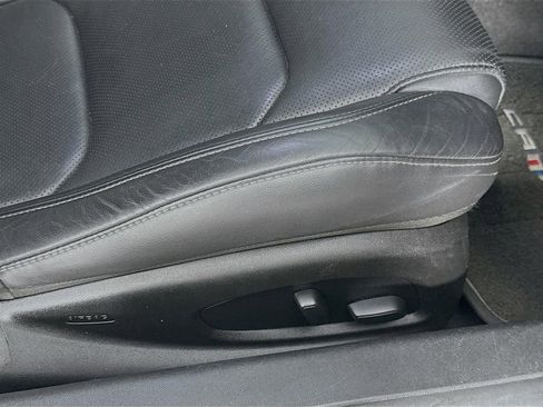 Used 2018 Chevrolet Camaro SS image 21