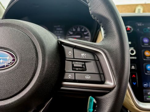 Used 2023 Subaru Outback Premium image 10