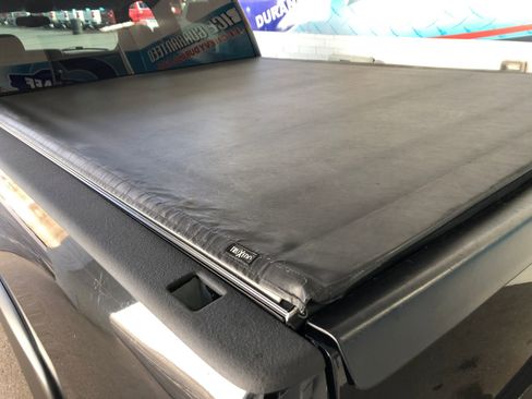 Used 2003 GMC Sierra 1500 SLE image 8