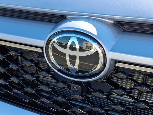 New 2025 Toyota RAV4 XSE image 5