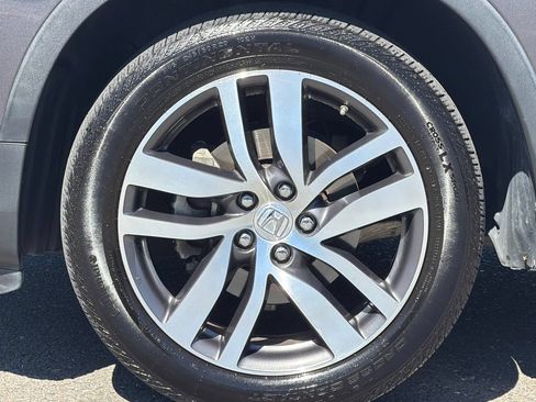 Used 2018 Honda Pilot Touring image 26
