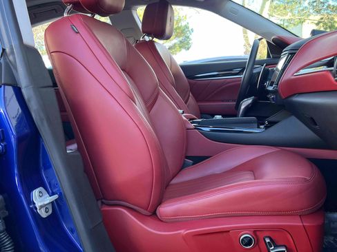 Used 2021 Maserati Levante image 39