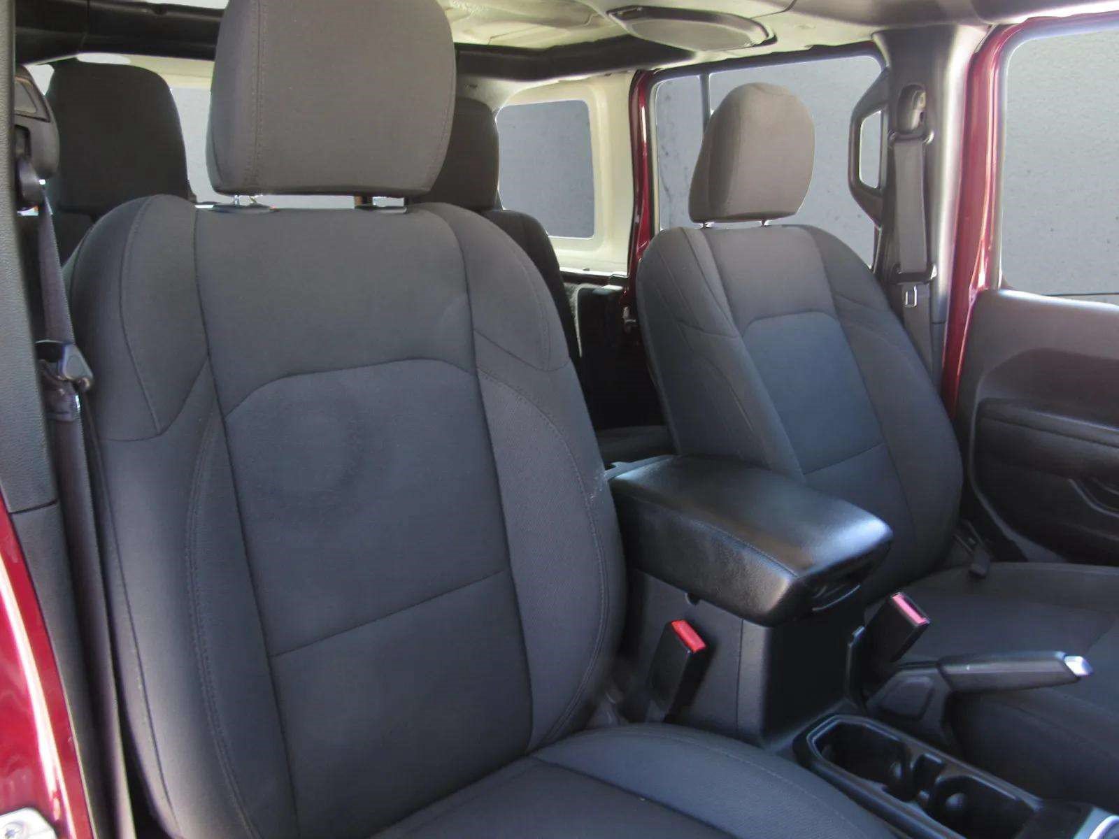 Used 2021 Jeep Wrangler Unlimited Sport AWD/4WD image 10