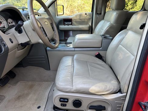 Used 2006 Ford F150 Lariat image 11