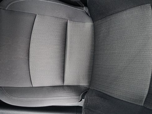 Used 2024 Nissan Altima 2.5 SV image 9