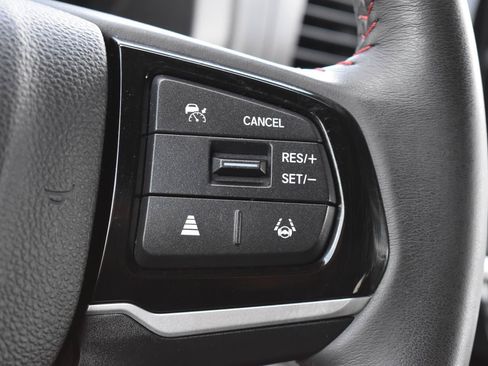 Used 2025 Honda Odyssey Sport-L image 9