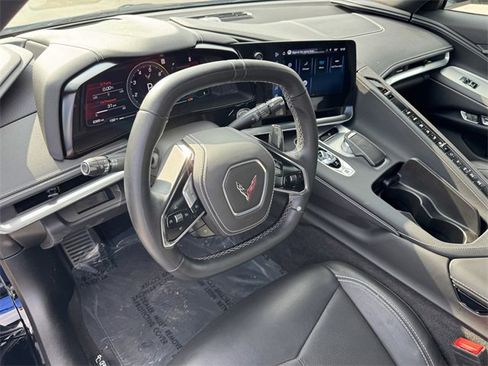 Used 2025 Chevrolet Corvette Stingray image 14