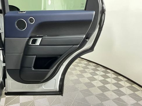 Used 2019 Land Rover Range Rover Sport HSE Dynamic image 24