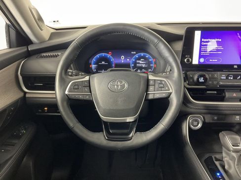 Used 2024 Toyota Grand Highlander Platinum image 13