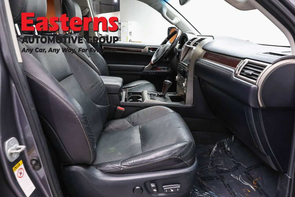Used 2018 Lexus GX 460 Premium AWD/4WD image 27