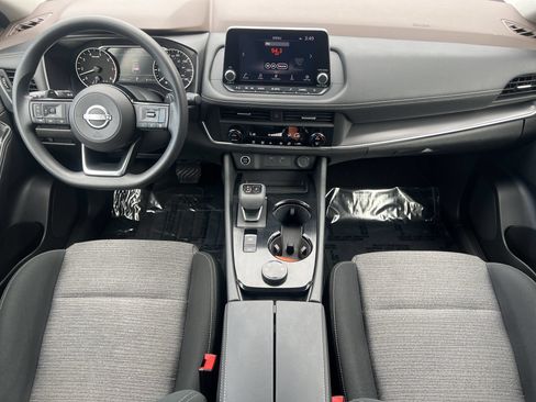 Certified 2023 Nissan Rogue SV AWD/4WD image 3