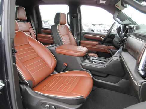 Used 2026 GMC Sierra 2500 Denali Ultimate AWD/4WD image 27