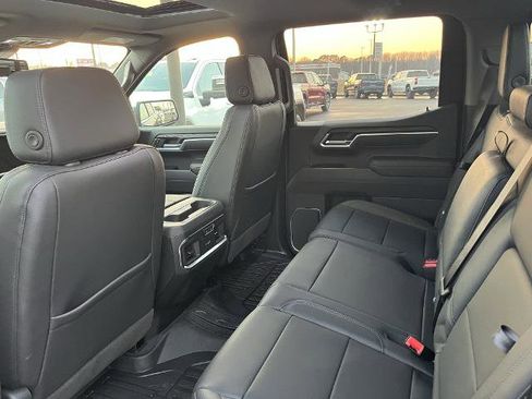 New 2026 GMC Sierra 1500 SLT w/ SLT Premium Plus Package image 5