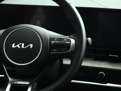 Certified 2025 Kia Sportage X-Line w/ Premium Package AWD/4WD image 42