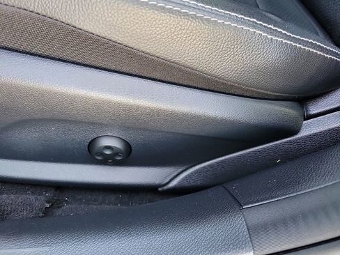 Used 2021 Mercedes-Benz C 300 Sedan w/ Premium Package image 15