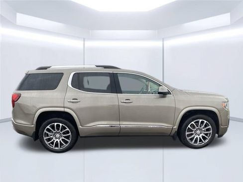 Used 2023 GMC Acadia Denali AWD/4WD image 5