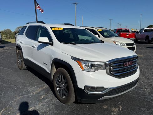 Used 2017 GMC Acadia SLT image 1