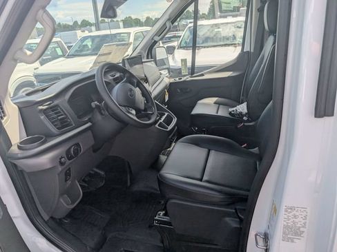 New 2026 Ford Transit 250 148 Medium Roof RWD image 11