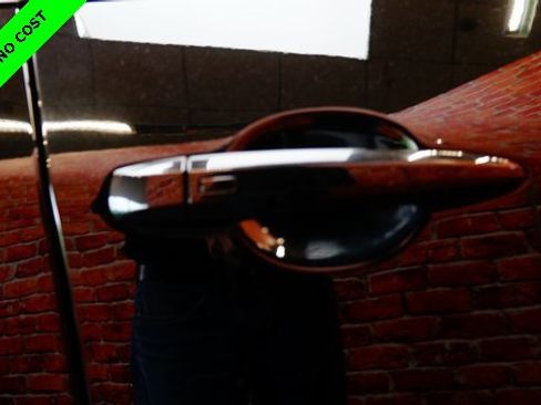 Used 2022 Nissan Rogue SV image 86