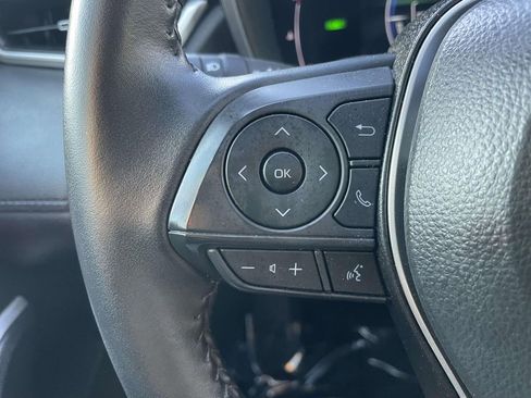 Used 2025 Toyota Corolla Cross AWD Hybrid w/ Convenience Package image 33