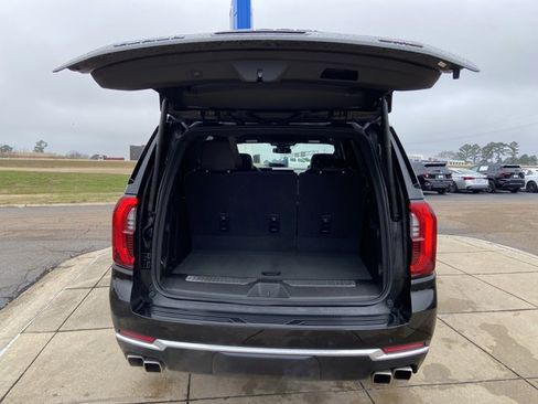 Used 2025 GMC Yukon Denali image 25